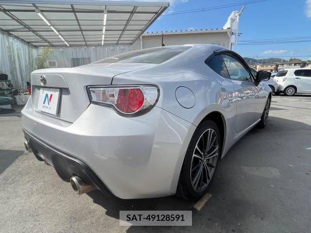 Toyota 86 2013-04 267262-17