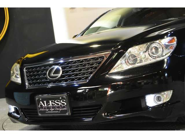Lexus LS 2007-06 20618-5