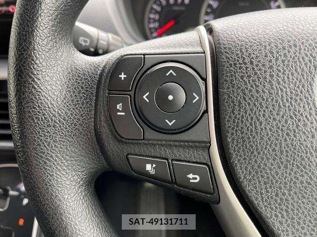 Toyota NOAH 2015-03 365110-12