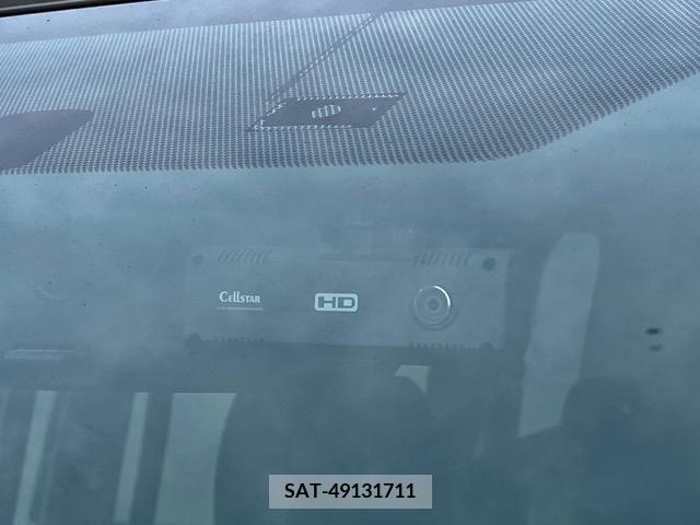 Toyota NOAH 2015-03 365110-8