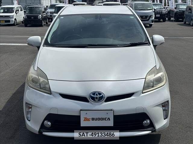 Toyota PRIUS 2013-02 322044-9