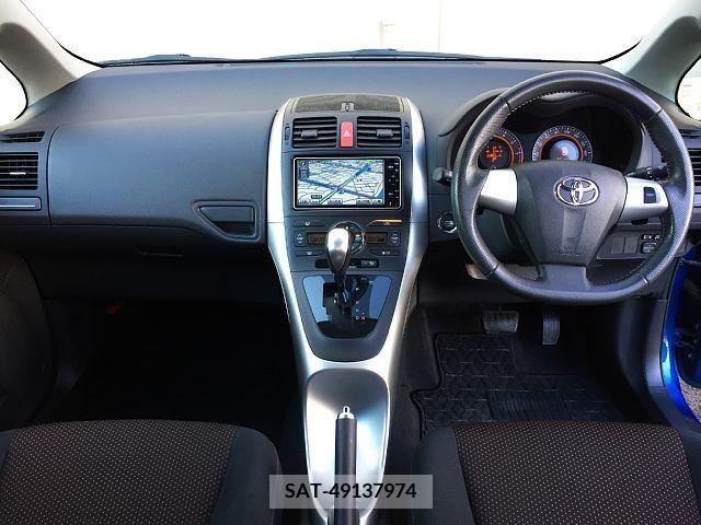 Toyota AURIS 2009-11 356693-1
