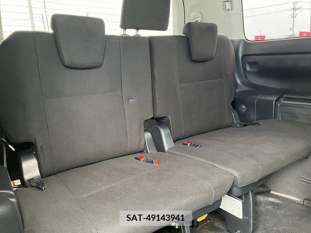 Toyota ESQUIRE 2015-12 221743-17