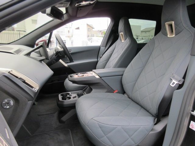 Bmw IX 2022-11 2253-1