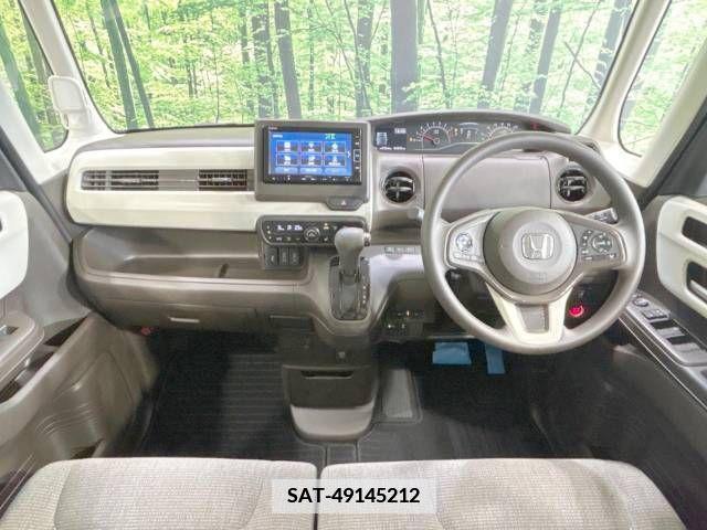 Honda N BOX 2022-02 364617-1