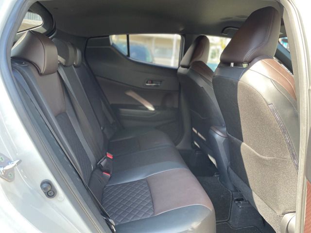 Toyota C-HR 2017-09 192145-8