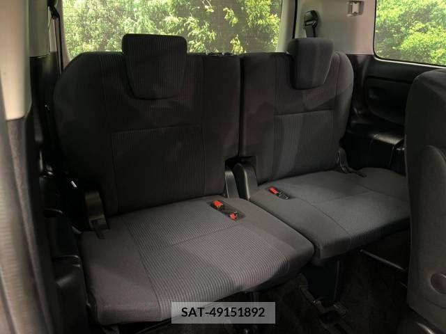 Toyota VOXY 2017-12 288867-13