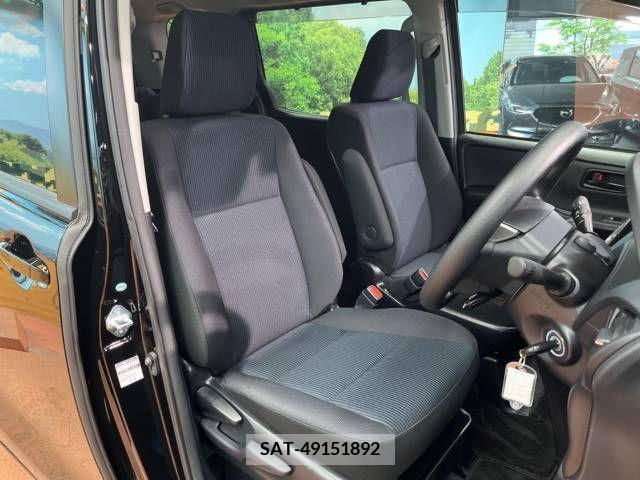 Toyota VOXY 2017-12 288867-11