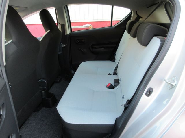 Toyota AQUA 2018-10 189402-12