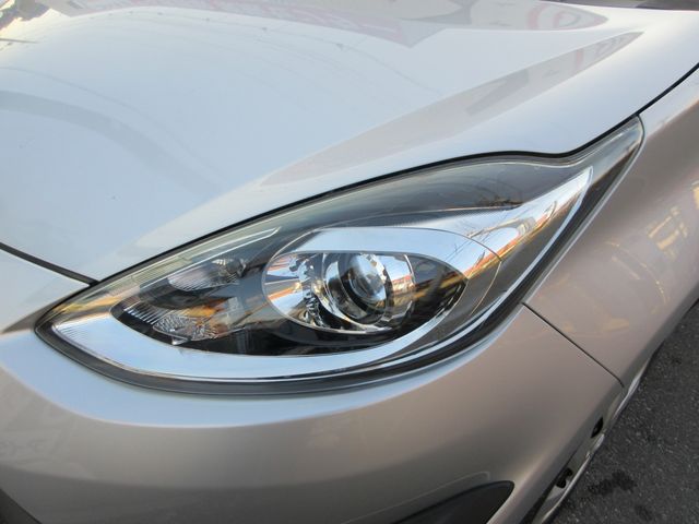 Toyota AQUA 2018-10 189402-16
