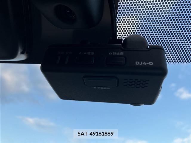 Nissan NOTE 2019-05 219775-14