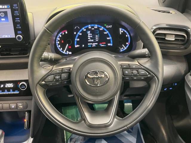 Toyota YARIS CROSS 2023-01 22316-12