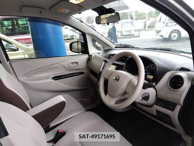 Nissan DAYZ 2018-08 209798-17