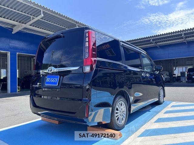 Toyota ESQUIRE 2015-02 359786-3