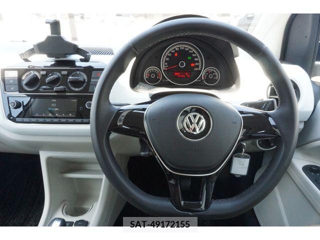 VolksWagen UP! 2017-12 328682-15
