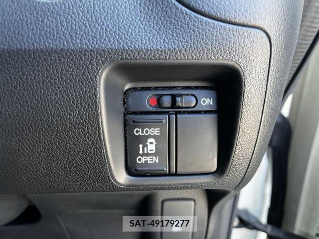 Honda N BOX CUSTOM 2017-06 279202-7