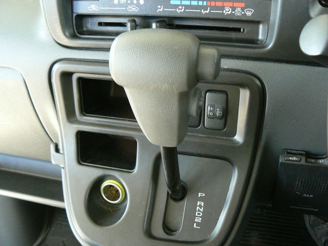 Daihatsu HIJET CARGO 2016-01 11007-9