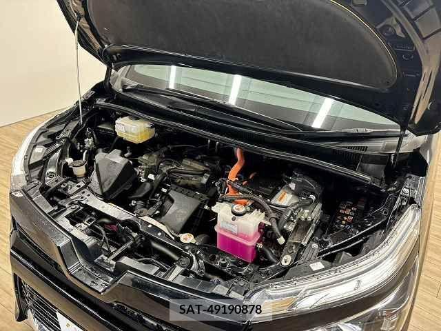 Toyota VOXY HYBRID 2020-10 219725-17