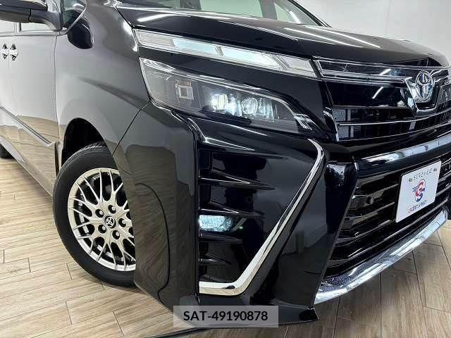 Toyota VOXY HYBRID 2020-10 219725-19