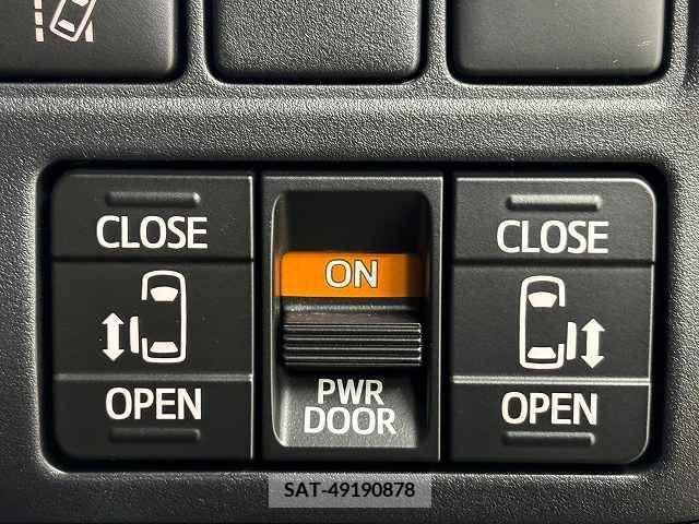 Toyota VOXY HYBRID 2020-10 219725-7