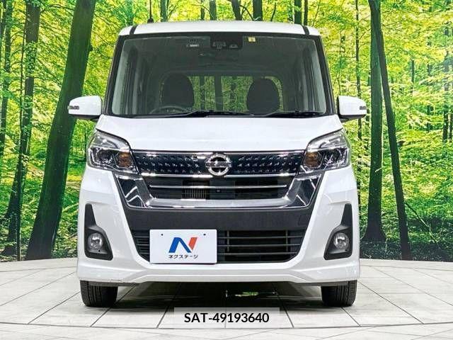 Nissan ROOX 2017-03 323824-10