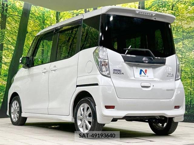 Nissan ROOX 2017-03 323824-5