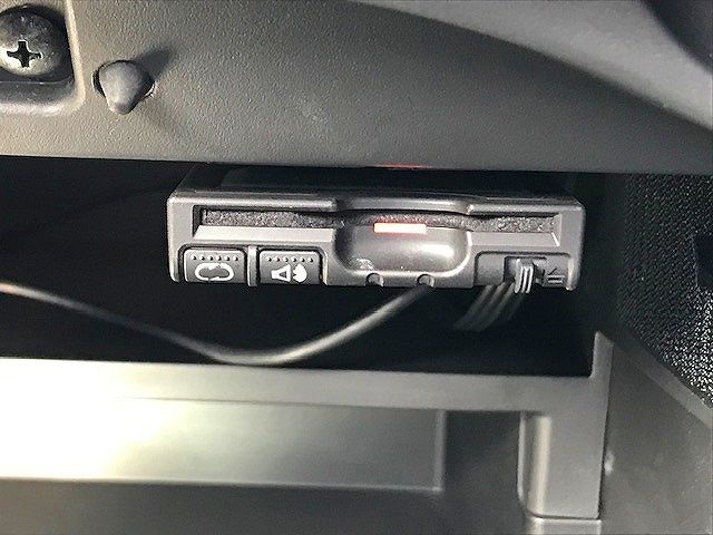 Nissan NOTE 2015-03 15646-22