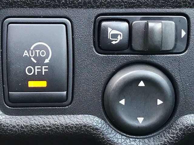 Nissan NOTE 2015-03 15646-21