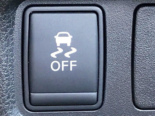 Nissan NOTE 2015-03 15646-15