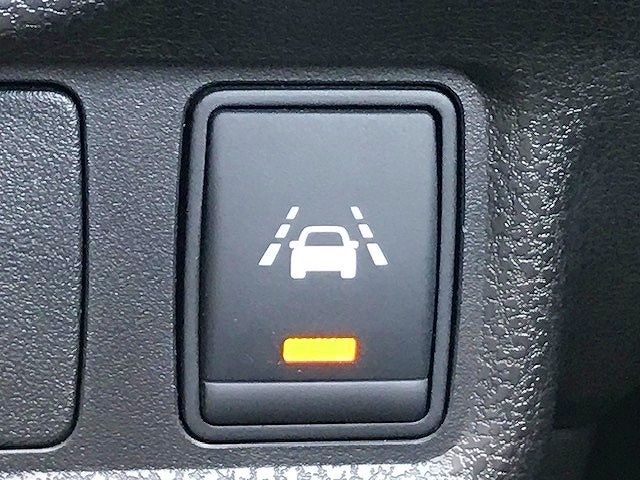 Nissan NOTE 2015-03 15646-5