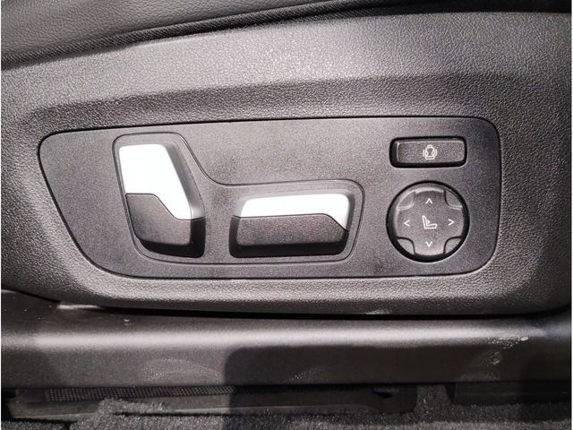 Bmw X3 2021-04 196270-21
