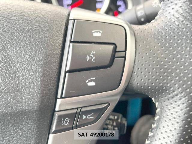 Toyota MARK X 2017-06 304417-4