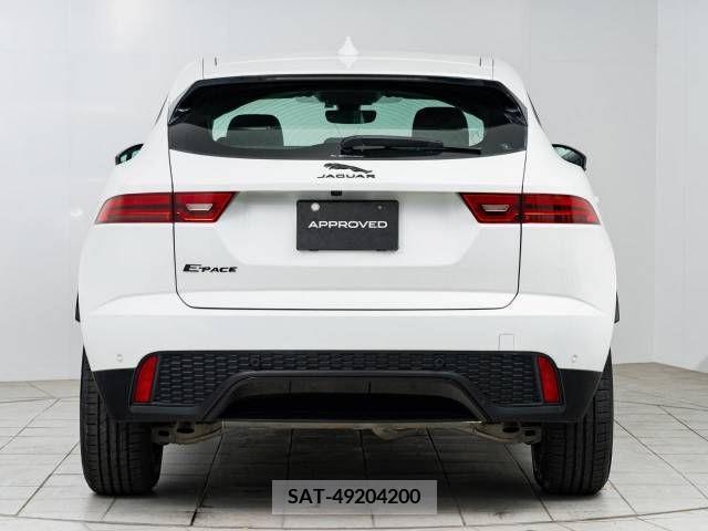 Jaguar E-PACE 2018-09 374030-19