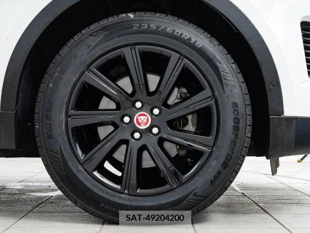 Jaguar E-PACE 2018-09 374030-2