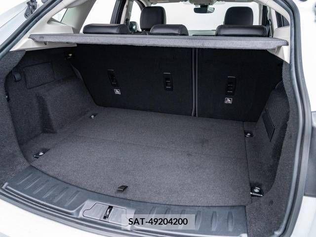 Jaguar E-PACE 2018-09 374030-15