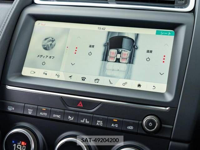 Jaguar E-PACE 2018-09 374030-6