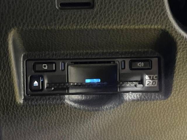 Toyota NOAH 2023-06 191633-7