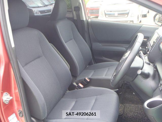 Toyota SIENTA 2018-03 208712-9