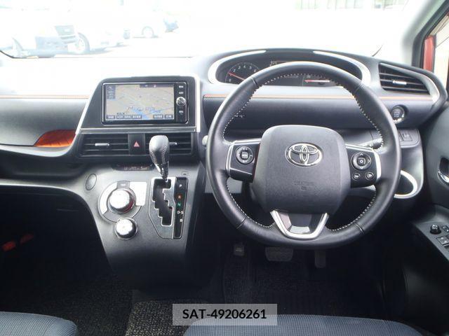 Toyota SIENTA 2018-03 208712-1