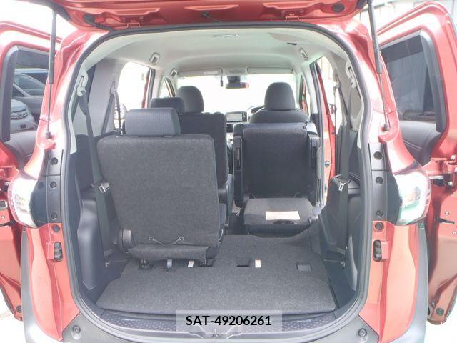 Toyota SIENTA 2018-03 208712-12
