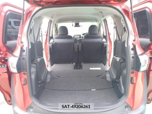 Toyota SIENTA 2018-03 208712-13