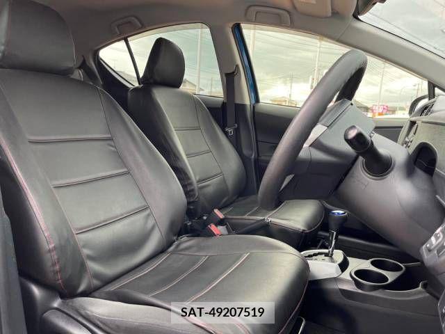 Toyota AQUA 2013-06 389352-8