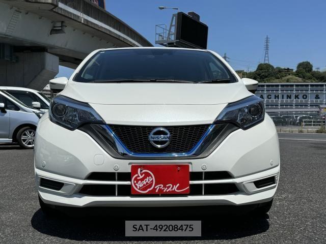 Nissan NOTE 2018-08 348171-7