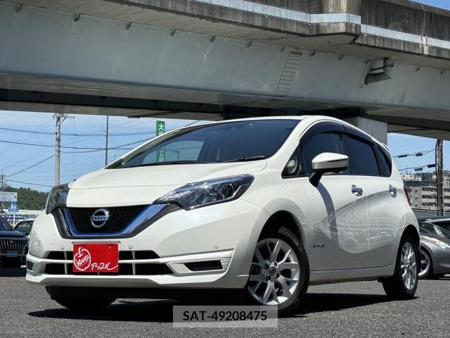 Nissan NOTE 2018-08 348171-0