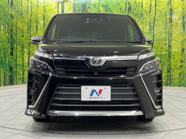 Toyota VOXY 2018-10 190868-15