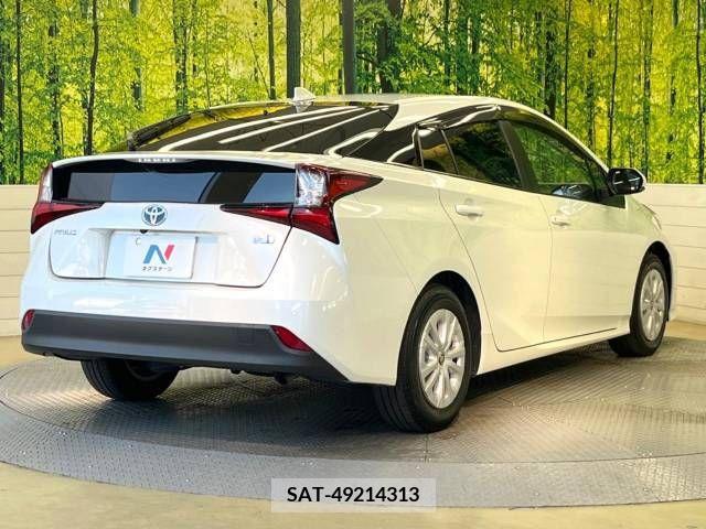 Toyota PRIUS 2022-11 366337-17