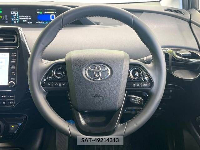 Toyota PRIUS 2022-11 366337-11