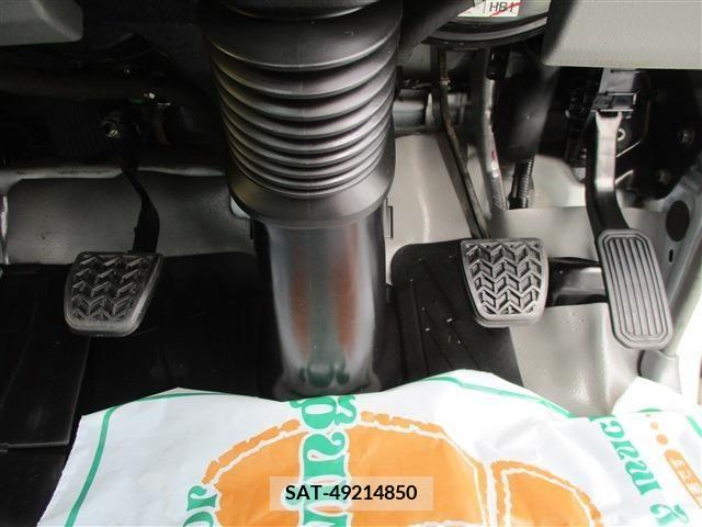 Hino DUTRO 2017-09 267785-12