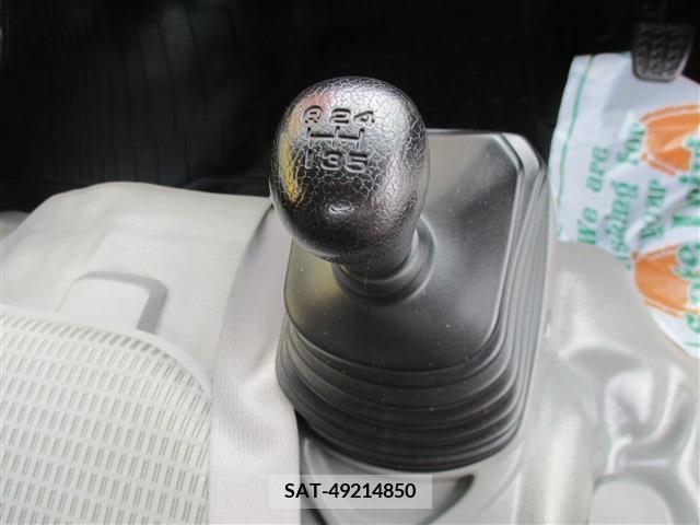 Hino DUTRO 2017-09 267785-11