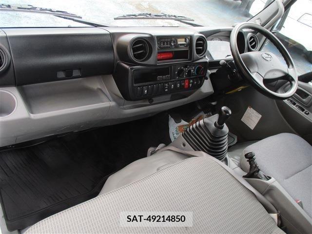 Hino DUTRO 2017-09 267785-22